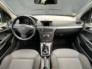 Opel Astra foto 13