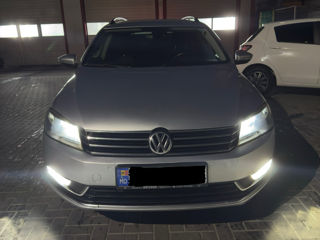 Volkswagen Passat foto 2