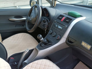 Toyota Auris foto 3