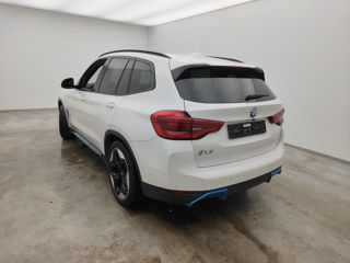 BMW iX3 foto 5