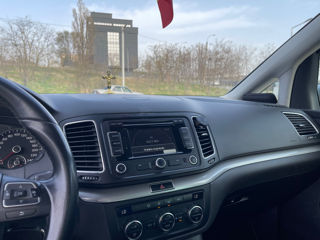 Volkswagen Sharan foto 7