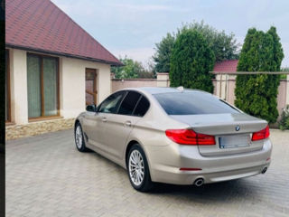 BMW 5 Series foto 3