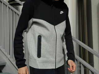 Продам Nike tech fleece foto 3