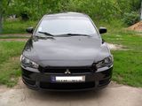 Mitsubishi Lancer foto 1