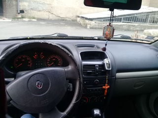 Renault Clio foto 4