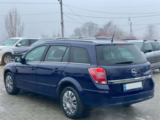 Opel Astra foto 4