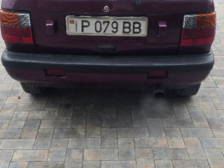 Nissan Micra foto 3