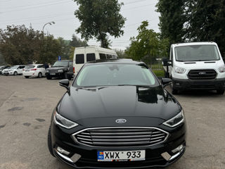 Ford Fusion foto 1