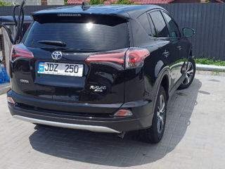 Toyota Rav 4 foto 9