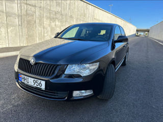 Skoda Superb foto 3