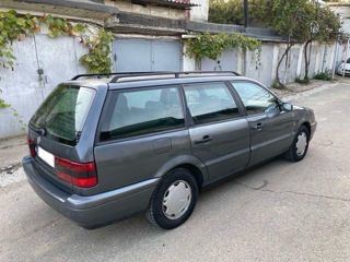 Volkswagen Passat foto 4