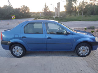 Dacia Logan foto 4