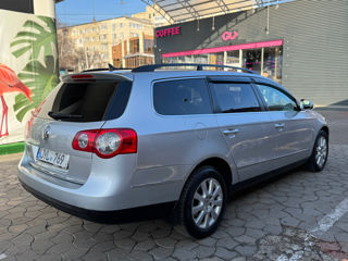 Volkswagen Passat foto 4