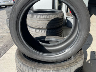 Brigestone 255/40 R- 18 foto 2