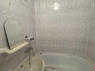 Apartament cu 3 camere, 70 m², Podul Chișinăului, Bălți foto 5