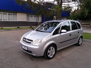 Opel Meriva foto 2