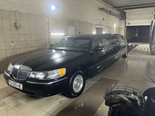 Lincoln Town Car