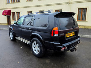 Mitsubishi Pajero Sport foto 7