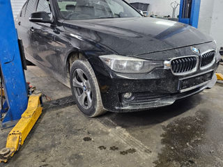 BMW F30 320d  320i