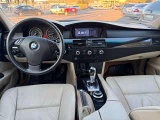 BMW 5 Series foto 8