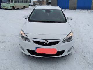 Opel Astra foto 1