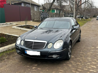 Mercedes E-Class foto 2