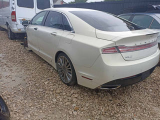 Ford Fusion  Lincoln MKZ foto 5