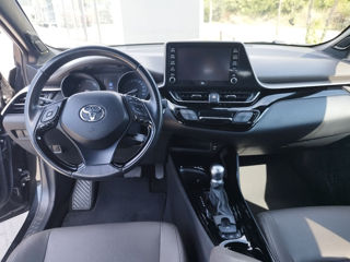 Toyota C-HR foto 7