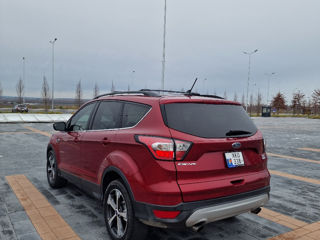 Ford Escape foto 4