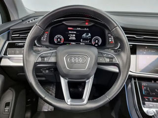 Audi Q7 foto 13