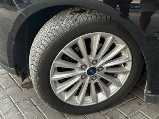 Ford Grand C-MAX foto 19