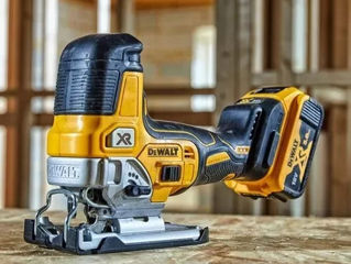 DEWALT DCS335N-XJ  Fierastrau pentru decupat (лобзик) foto 3