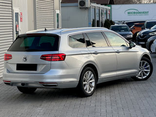 Volkswagen Passat foto 3