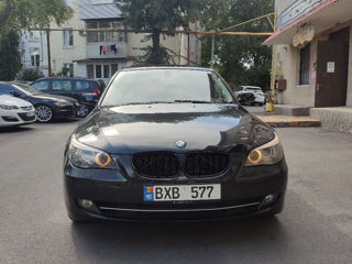 BMW 5 Series foto 1