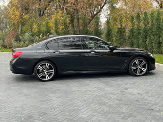 BMW 7 Series foto 5