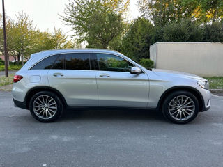 Mercedes GLC foto 5