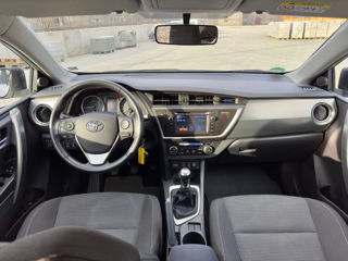 Toyota Auris foto 13