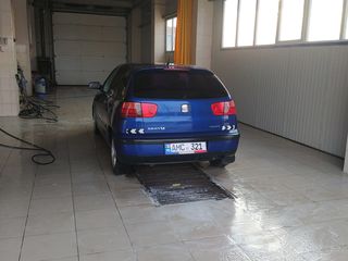 Seat Ibiza foto 1