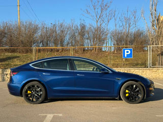 Tesla Model 3 foto 5