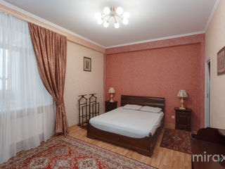 Apartament cu 3 camere, 117 m², Centru, Chișinău foto 1