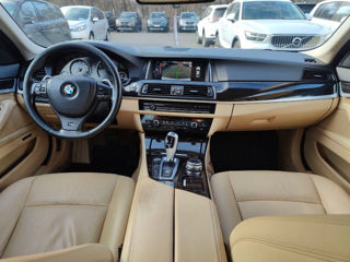 BMW 5 Series foto 8