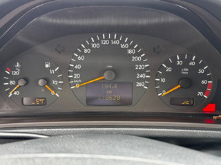 Mercedes CLK-Class foto 8