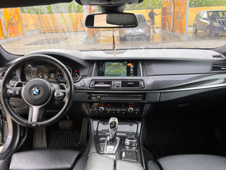 BMW 5 Series foto 8