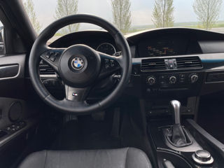 BMW 5 Series foto 8