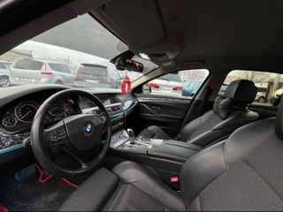 BMW 5 Series foto 10