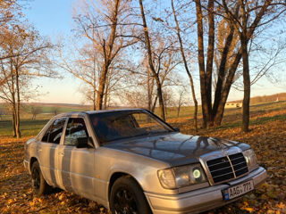 Mercedes E-Class foto 3