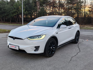 Tesla Model X foto 3