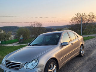 Mercedes C-Class