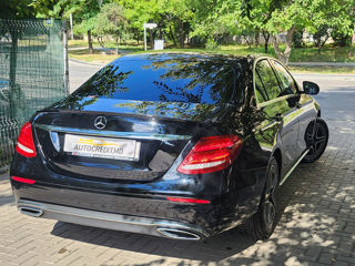 Mercedes E-Class foto 16