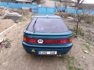 Mazda 323 foto 3